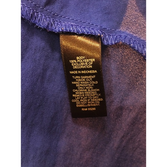 Express Sheer Tank - Picture 4 of 4